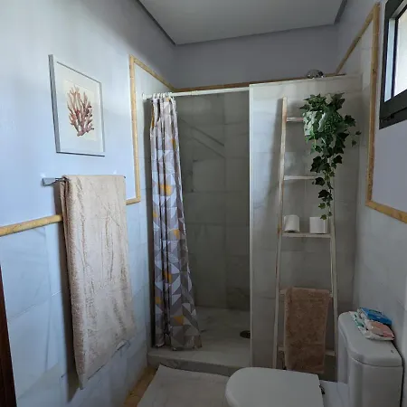 Beautiful Spacious 2 Bed Villa With Private Pool Villa Playa Blanca (Lanzarote)